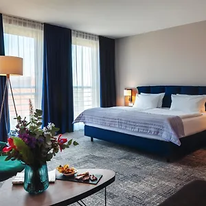 4* Hotel Center East Prenzlauer Berg By Ihg